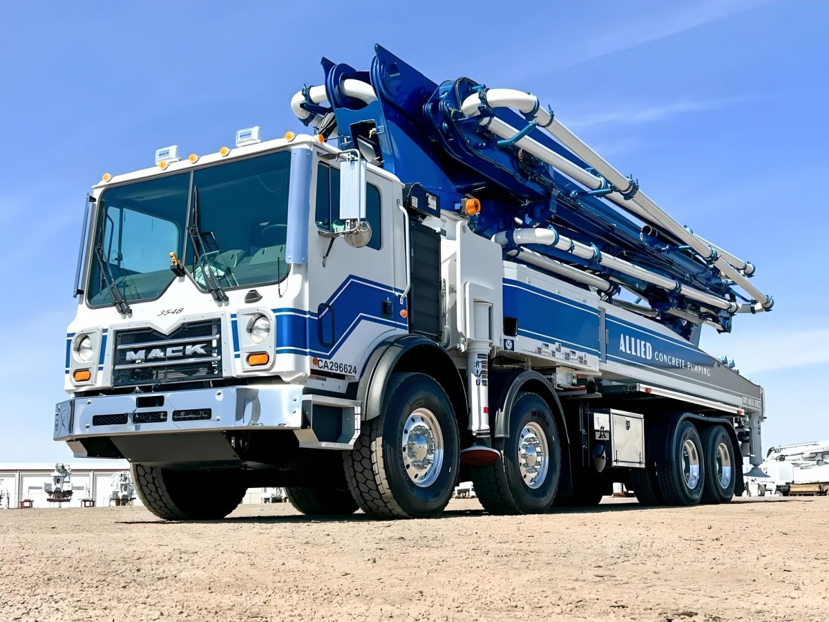 Concrete Pump Truck 